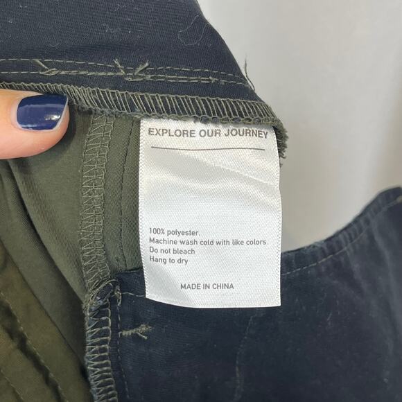 NINE POINT NINE 9.9 N/N Hybrid Zip Ankle Pants Pockets Zip Fly Green Tan Size L - Picture 9 of 10